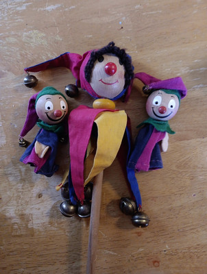 Vintage Spinner Hand Toy Wood Musical Spinning Jester Puppet With Finger Puppet 