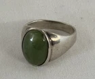 VINTAGE MEN GREEN JADE JADEDITE 925 STERLING SILVER RING (SZ 11.5) PREOWNED