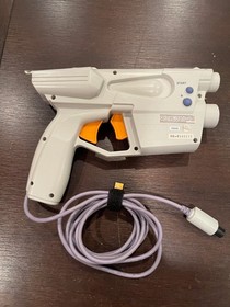 House of the Dead 2 Dreamcast 1999 Complete in Box with TWO Light Guns Bundle