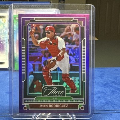 2025 Panini Three and Two Ivan Rodriguez #61 Full Count /32 Texas Rangers