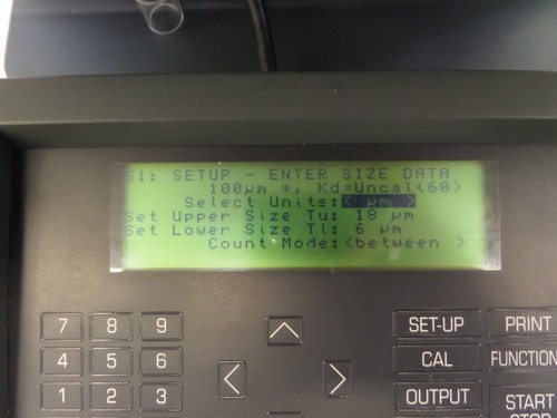 Beckman Coulter Z2 Partikelzähler Größenanalysator mit Tastatur Ver 1.02 Fehler - Bild 5 von 12