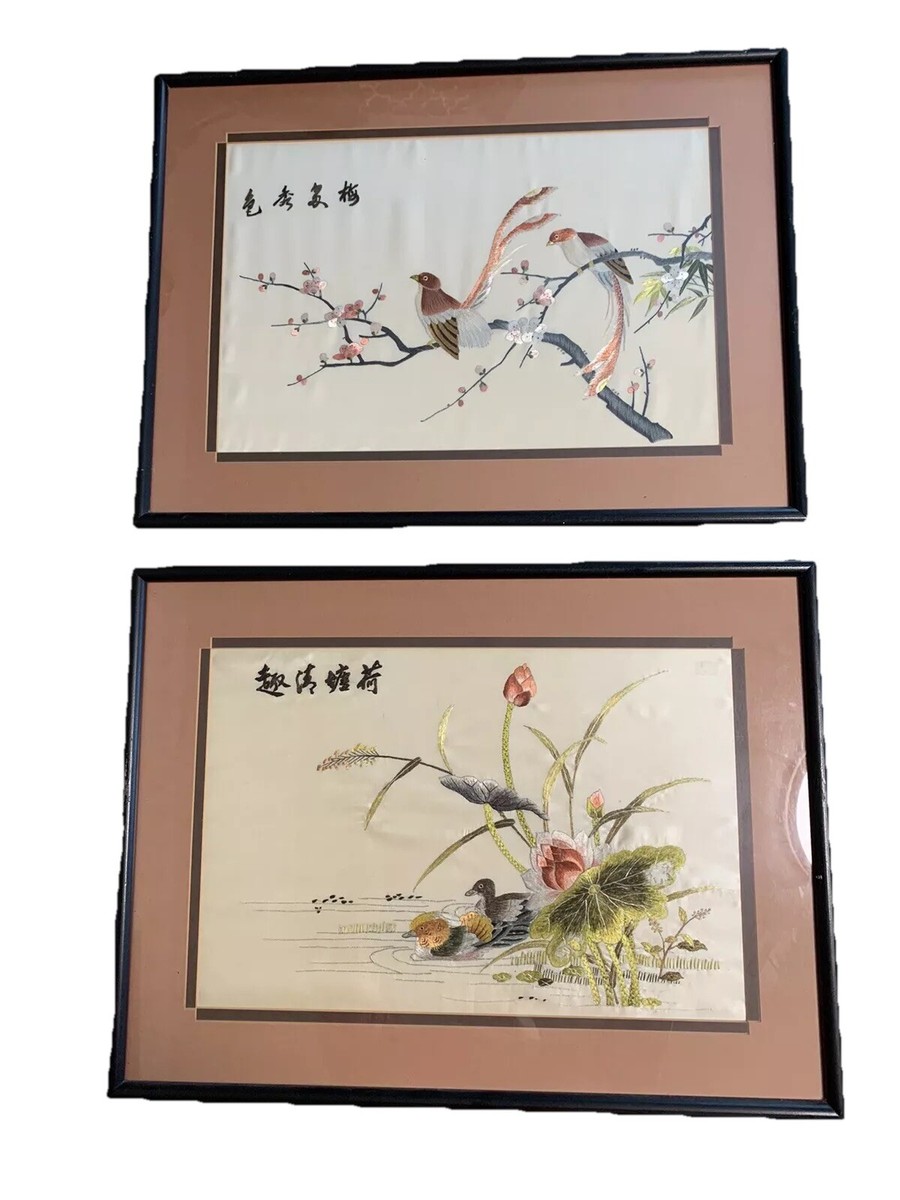 伝統的な刺繍デザインの壁掛け Vintage Set 2 Framed Silk Japanese Embroidery Artwork 23 X 18