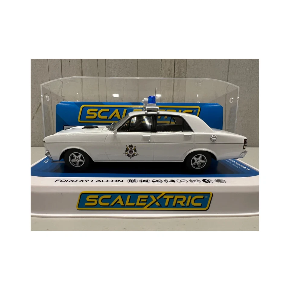 Scalextric 1:32 Scale AU Ford XY Falcon Victorian Police Car Ltd Ed w/ Lights - Image 2 of 2
