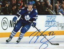 Tyler Bozak Signed Autograph Auto 8x10 Photo COA Toronto Maple Leafs