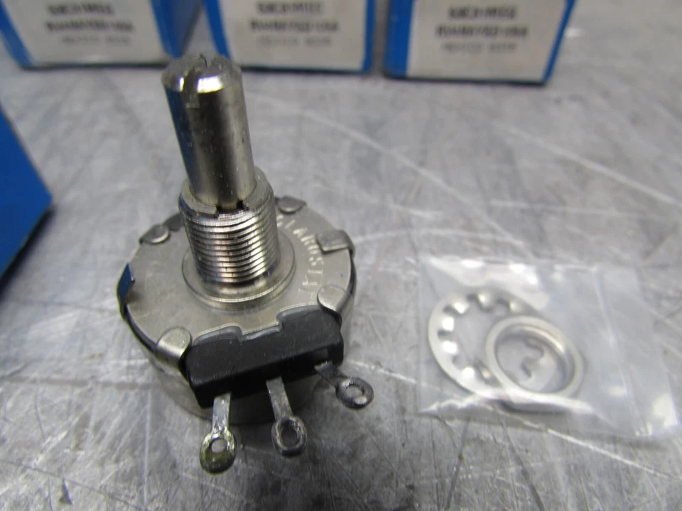 5- CLAROSTAT 53C31MEG ,LINEAR POTENTIOMETER, RV4NAYSD105A, 1Meg NIB! MAKE OFFER! - Image 3 of 4