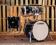 Yamaha Absolute Hybrid Maple Solid Black Drum Set - 20x16, 10x7, 12x8, 14x13