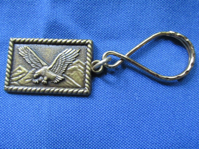 Vintage All Metal Brass One Sided Flying Striking Eagle Keychain Keyring VG+