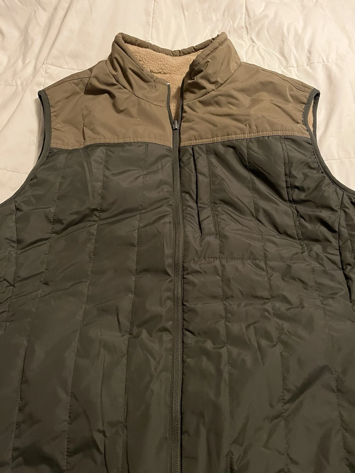 Outfitters Vest Reversible Men’s XXL Brown Tan Full Zip Quilted