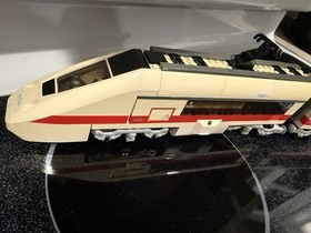 LEGO CITY: Passenger Train (7897)