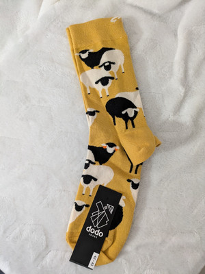 NEW Men's DODO Sheep Theme Socks - Size 42-43 (9-10)