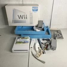 Nintendo Wii White Console CIB Complete In Box W/ Wii Sports!