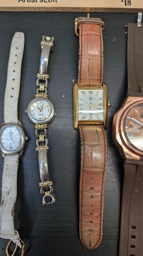 Huge Watch Lot Estate Find Untested Vintage and Modern for repair and parts - Picture 3 of 17