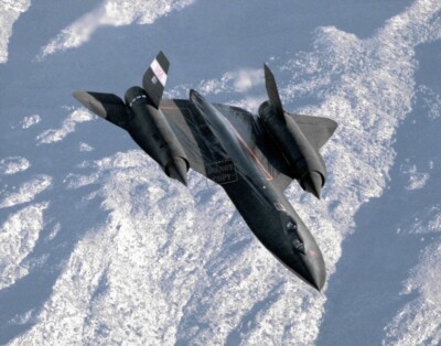 SR-71 ''Blackbird'' aircraft In-flight from Tanker 12X18 Photograph NASA D