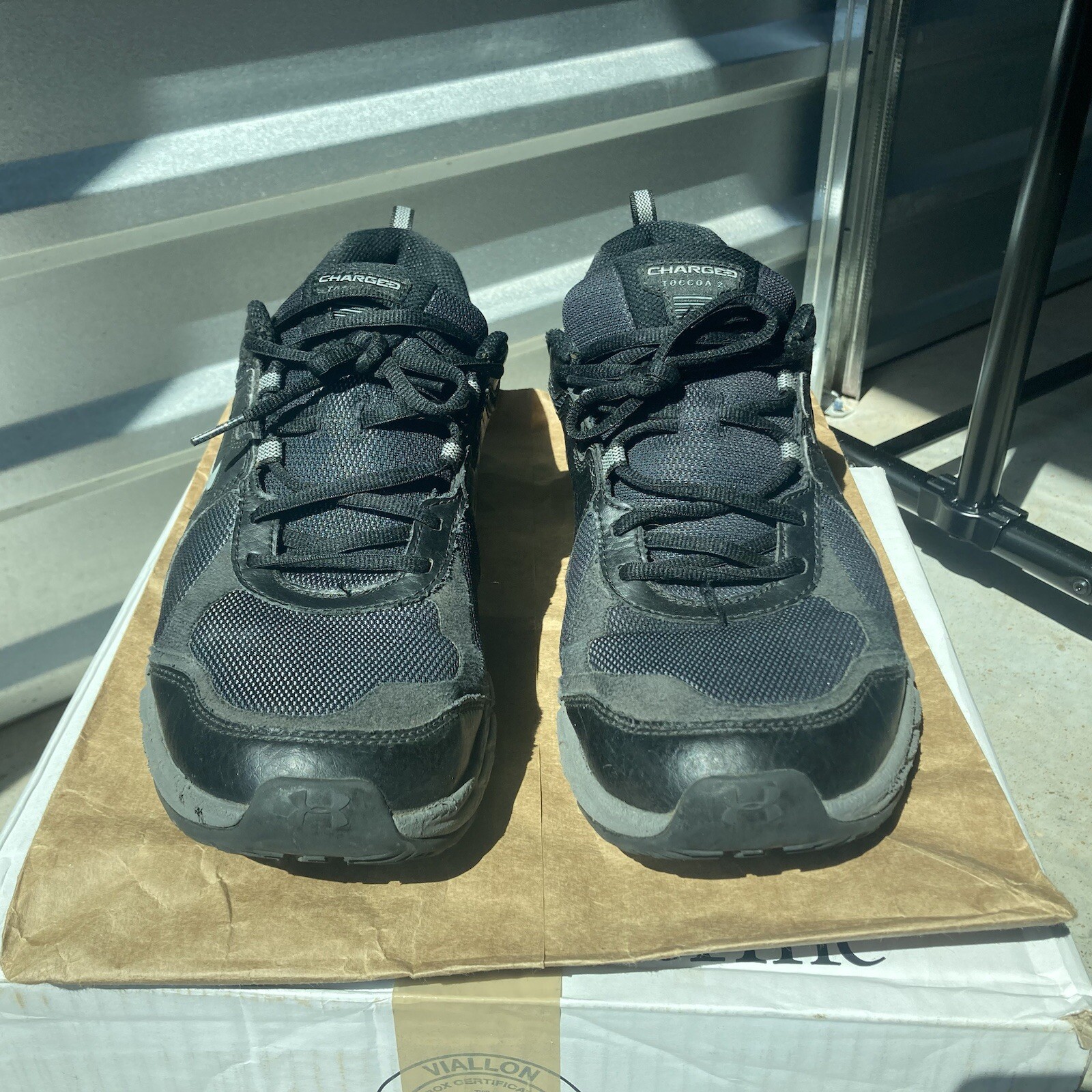 SAOLA Scarpe da corsa Under Armour da uomo Charged Toccoa 2 3021955 001 nere 12 5