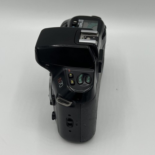Nikon N70 35mm SLR Film Camera Body Not Tested - 第 3/9 張圖片