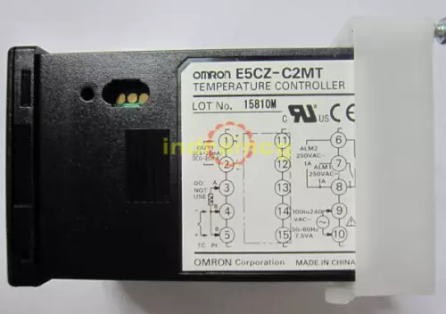 ONE Omron E5CZ-C2MT Temperature Controller NEW