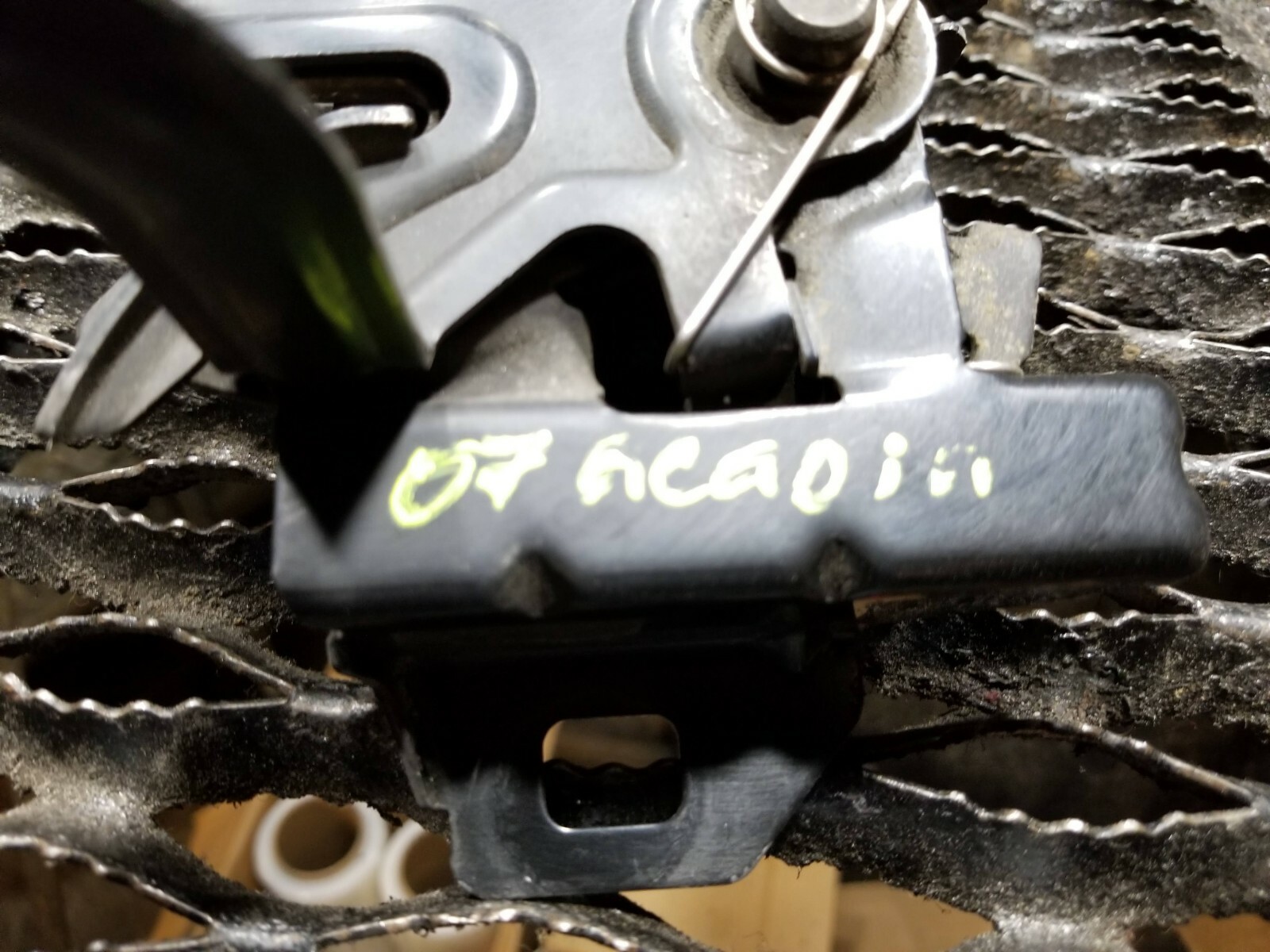 07 08 09 10 11 12 GMC ACADIA Hood Latch w/ Sensor 1591180 OEM eBay