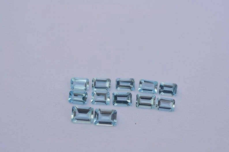 10 Piece 7x5 and 2 Piece 6x8 Octogon loop clean top quality in natural Aquamarin - Image 4 of 4