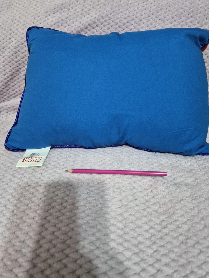 Almohada Spiderman para niños Foto 4 de 4