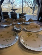 Service de table en porcelaine de limoges Signé Jean Pouyat 1835-1912