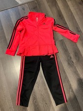 Adidas girls outfit size 5 pink and black new no tags track suit