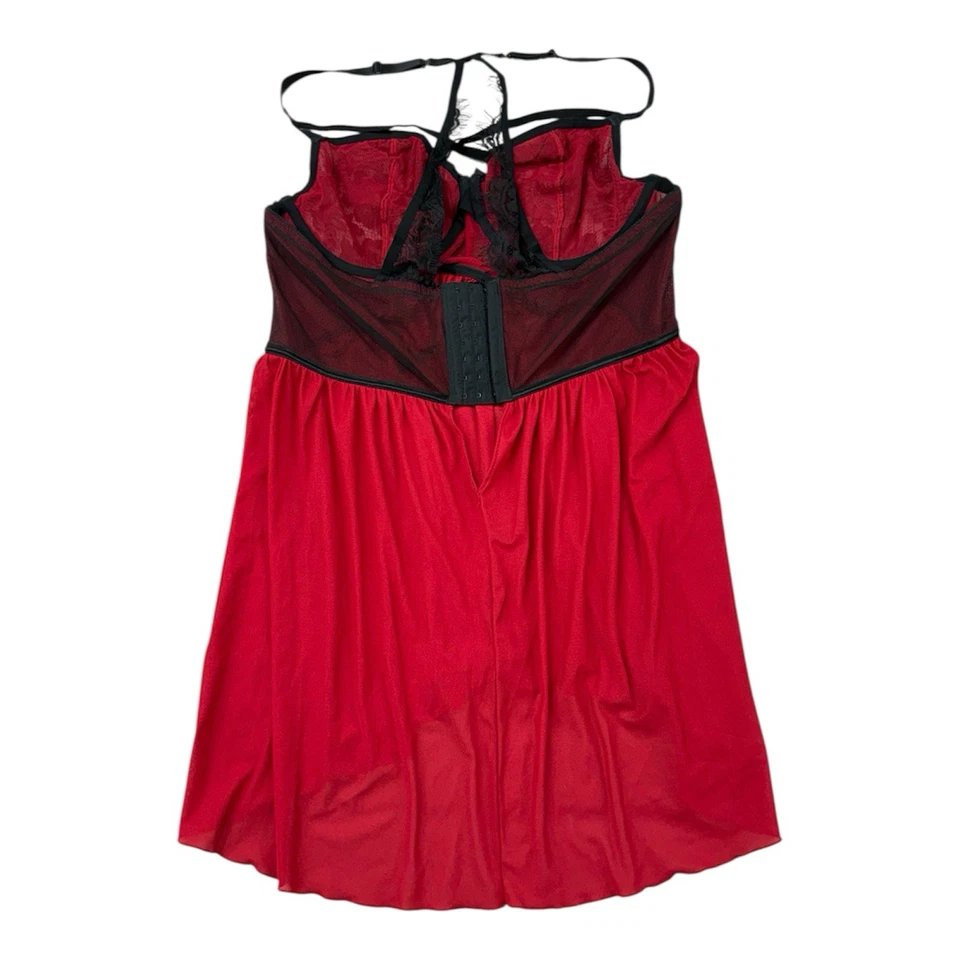 Lencería con aros y tiras sexy de encaje rojo tórrido negro talla 2 Foto 2 de 4