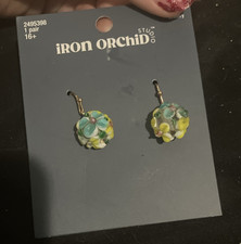 Iron Orchid Studio Multicolor Flower Resin Da...