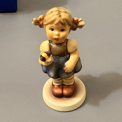 M.I. Hummel Bumblebee Blossom 2068/A TMK-8 First Issue Goebel Figurine