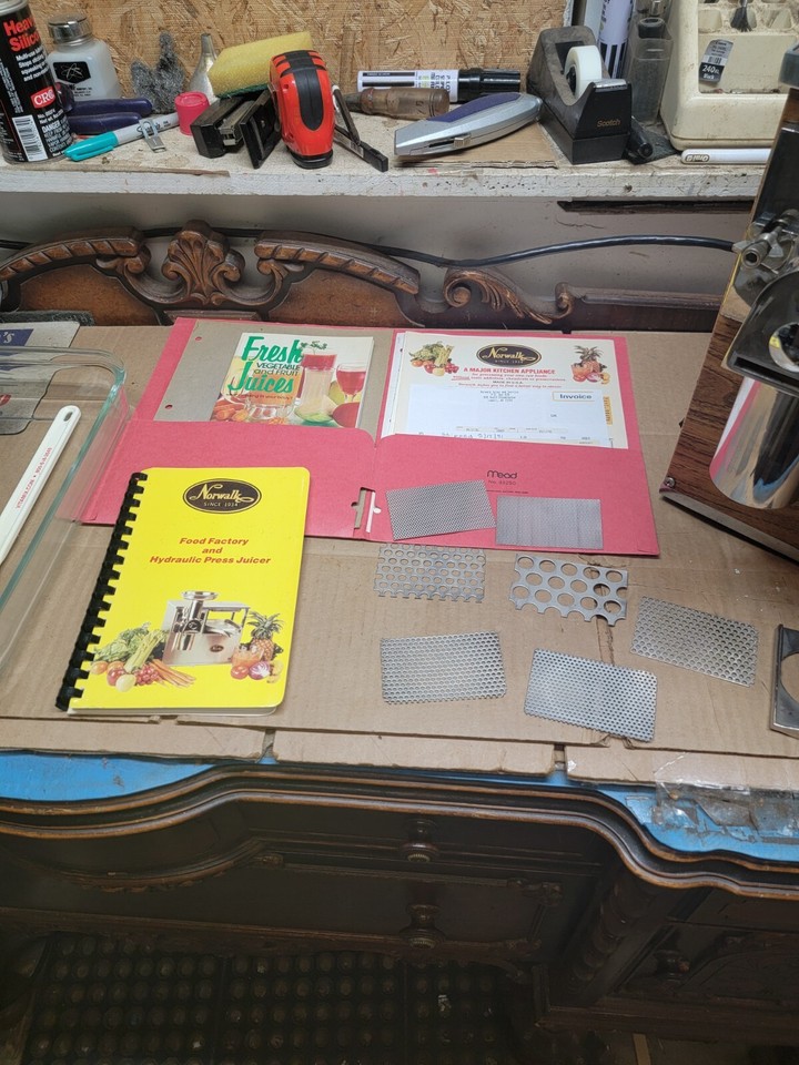 Vintage Norwalk 265 Heavy Duty Hydraulic Food Juicer w/ Bags, Papers & Book eBay