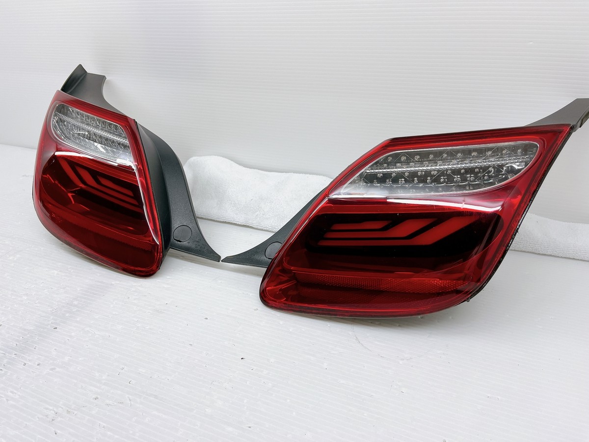 Lexus SC430 UZZ40 Soarer Late Full LED Tail Light Sequential 