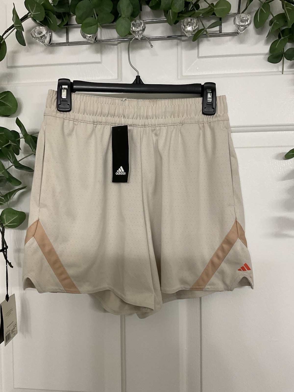 adidas Shorts LIGHT BEIGE  SIZE XS thumbnail 5