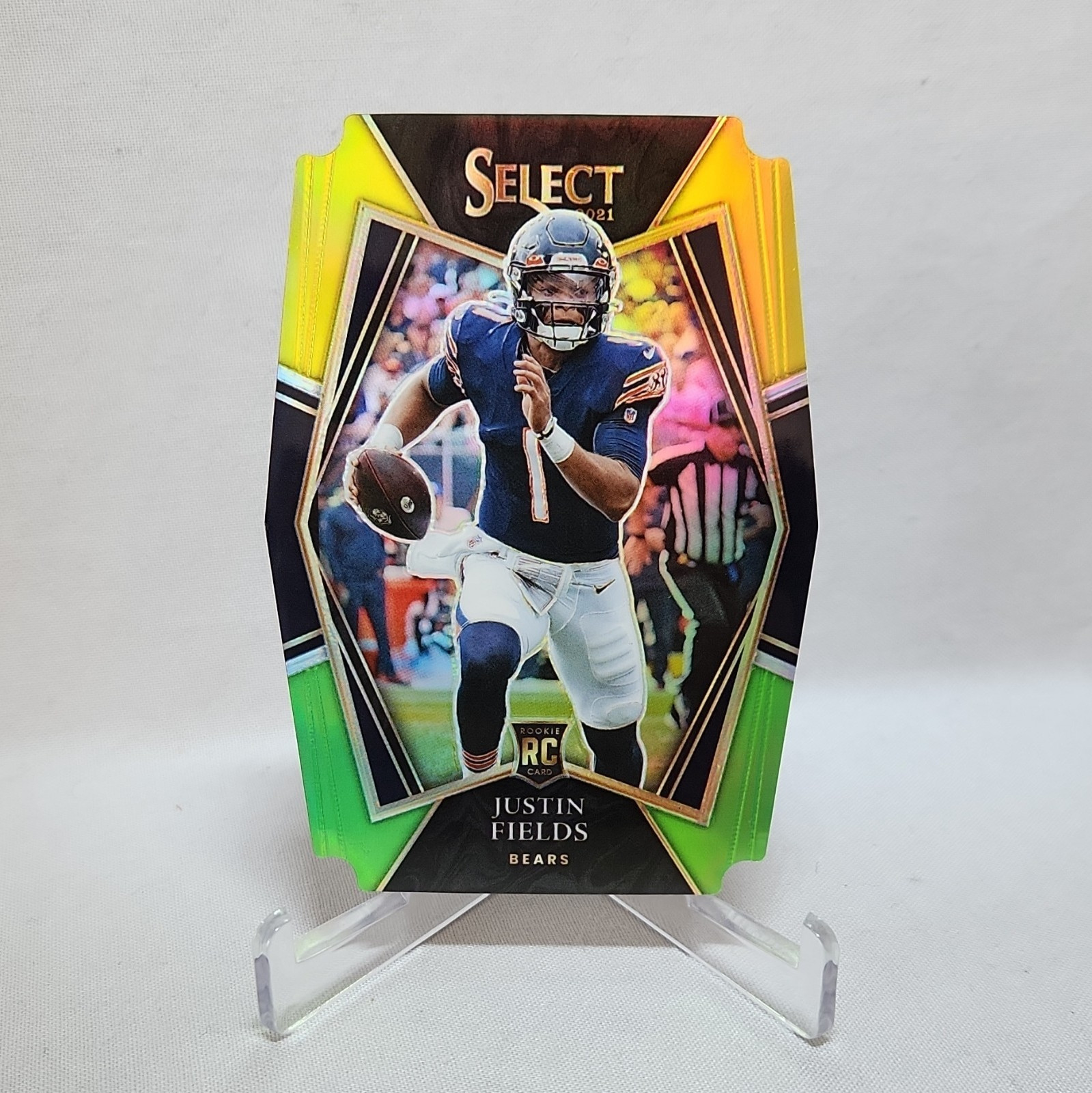 Panini 2021 Select Justin Fields Rookie Green Yellow Prizm Die-Cut #150