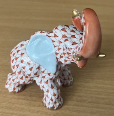 HEREND ROSTROTER NETZELEFANT MIT RÜSSEL NACH OBEN - 15266 - Traumhafter Zustand!