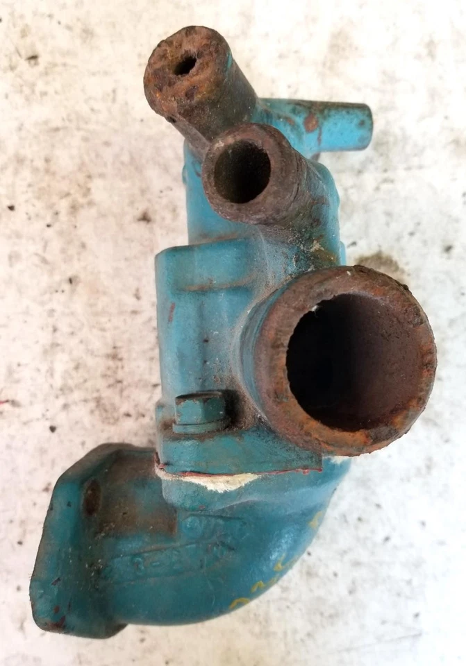 OMC Thermostat Housing 909255 908728 - Image 2 of 4