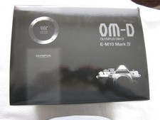 Olympus OM-D E-M10 Mark IV Digital Camera w/14-42 Lens 124GB SD Charger Case NM