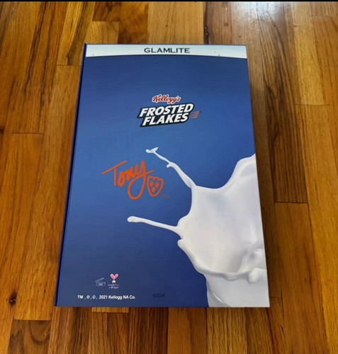 NEU Glamlite x Kellogg’s Frosted Flakes PR Box Full Collection Makeup Set RAR! - Bild 9 von 10