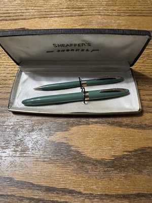 Vintage New Sheaffer Sage Green Fountain Pen & Pencil Set 14k Gold Nib Snorkel