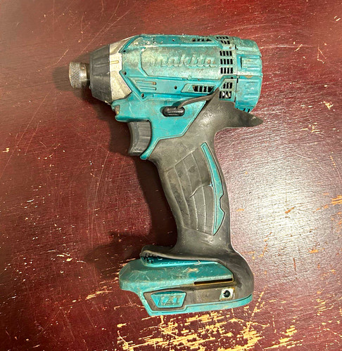Makita 18V LXT Cordless 1/4 in Keyless Impact Driver Tool Only FOR PARTS