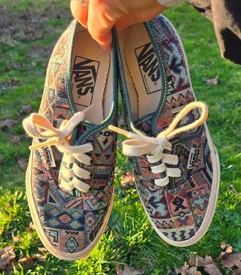 Vintage 90s VANS Tapestry Aztec Print Skate Shoes Sneaker Womens
