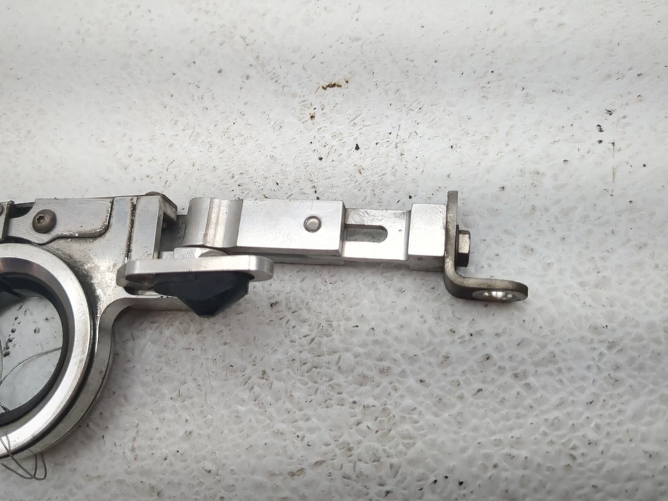 03-10 Honda ST1300 Breakaway Control de crucero Bloqueo del acelerador 018H0212-166 Foto 4 de 4