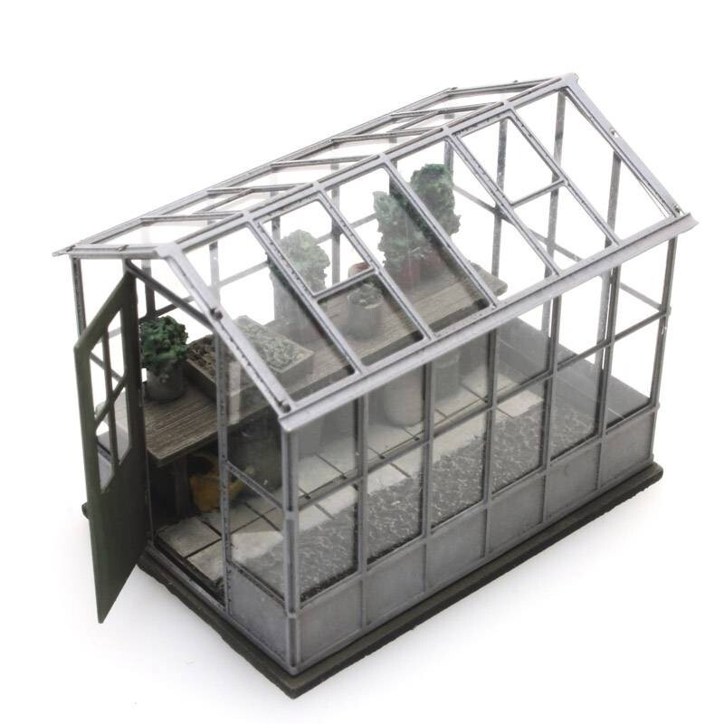 Artitec 387.284 Garden Greenhouse Assembled and Painted HO Scale 1:87