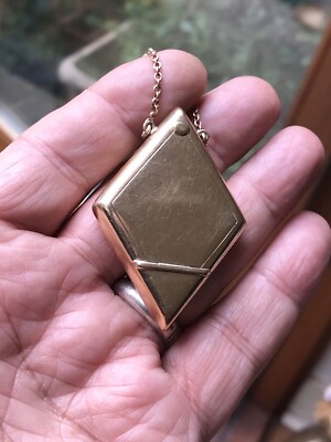 英国　Birmingham 　K9 　1911年　locket Antique 9ct Gold Round Engraved Locket, Hallmarked