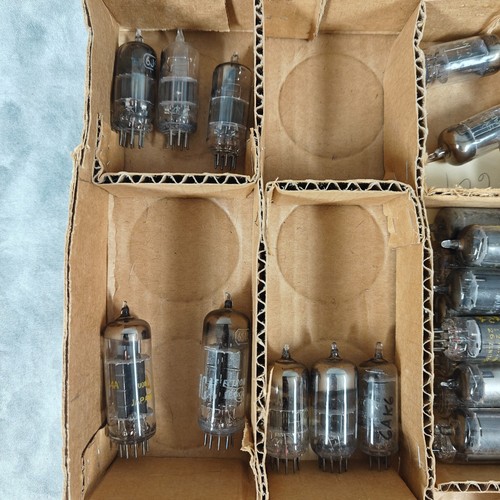 Vintage Collector's Lot: 6L6, 12AX7, 5Y3GT Vacuum Tubes by Tung-Sol - Picture 6 of 6