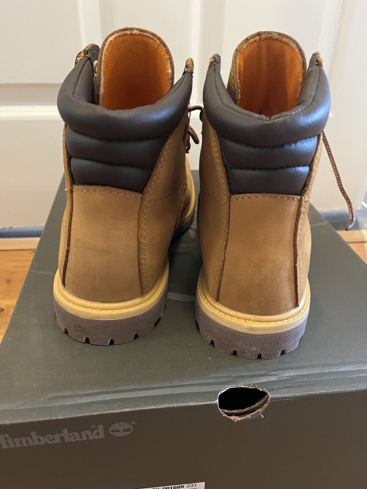 Brand New Timberland Waterville Wheat Nubuck UK 6.5 Boots - Smoke/Pet Free Home image 4