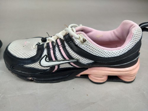 Nike Youth Shox Athletic Sneaker-- Size 1.5Y White Pink Magnetic Laces - Picture 7 of 13