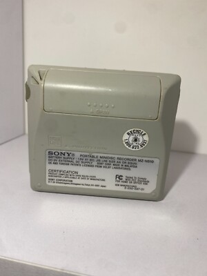 Sony Walkman Portable MiniDisc Player MZ-N510 Type-S With 1
