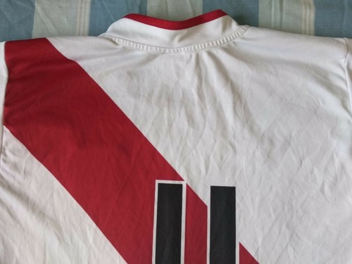 Camiseta Shirt Trikot PERU Umbro Mundial Brazil 2014 Size L Dorsal Nº 11 Vintage - Imagen 6 de 9