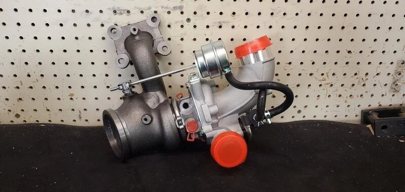 Conjunto de turbocompresor/supercargador Ford Fusion 2013-2016 2,0 L OEM Foto 2 de 4