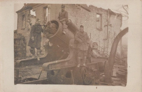 RPPC GERMAN CANNON GUN AMERICAN SOLDIERS WW1 MILITARY REAL PHOTO POSTCARD (1919)