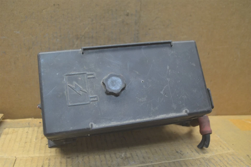 Unidad de relé de caja de fusibles Buick Park Avenue 2002-2005 módulo 25751052 175-22F4 Foto 3 de 4